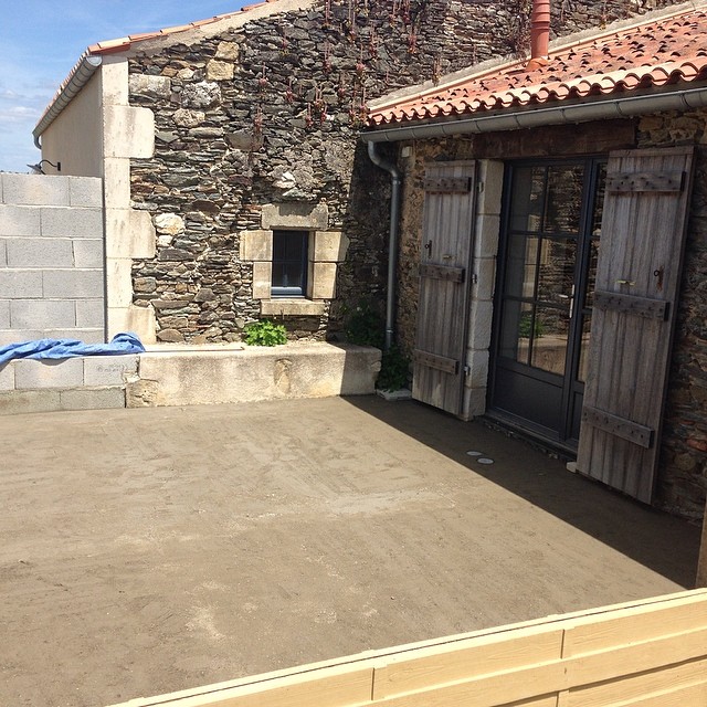 La chape de la terrasse du spa